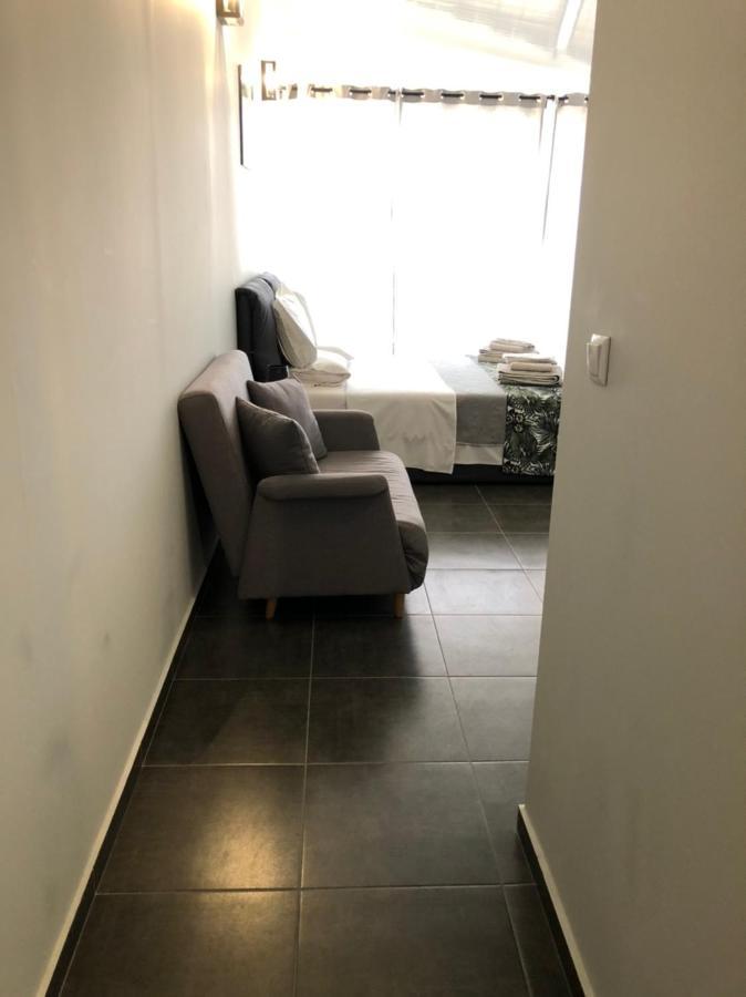 Glykanisos Suites Néa Péramos Extérieur photo