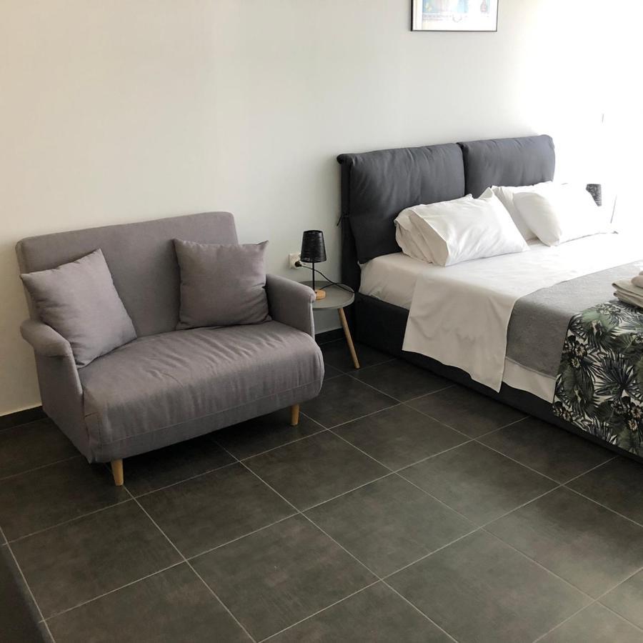 Glykanisos Suites Néa Péramos Extérieur photo