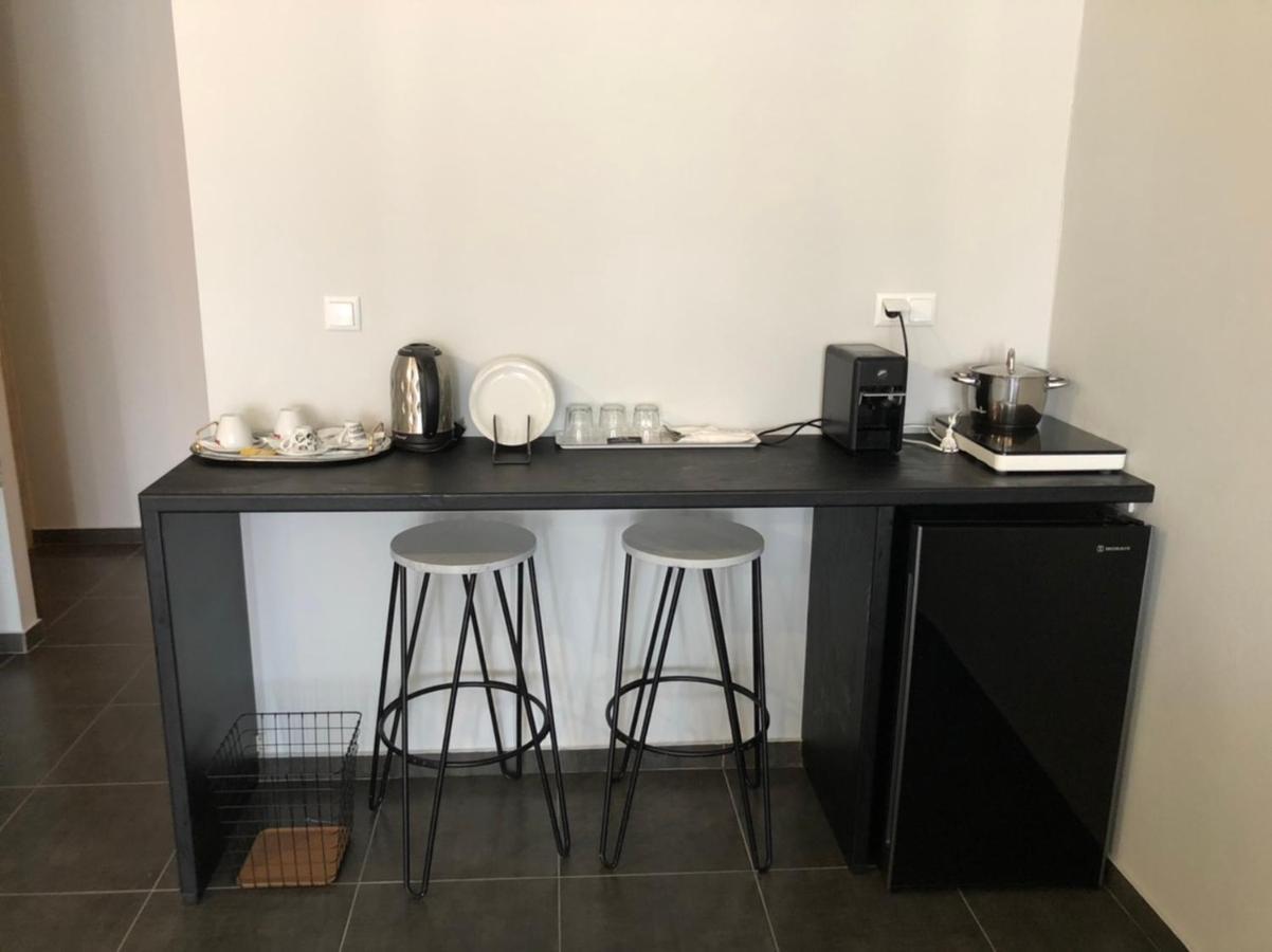 Glykanisos Suites Néa Péramos Extérieur photo