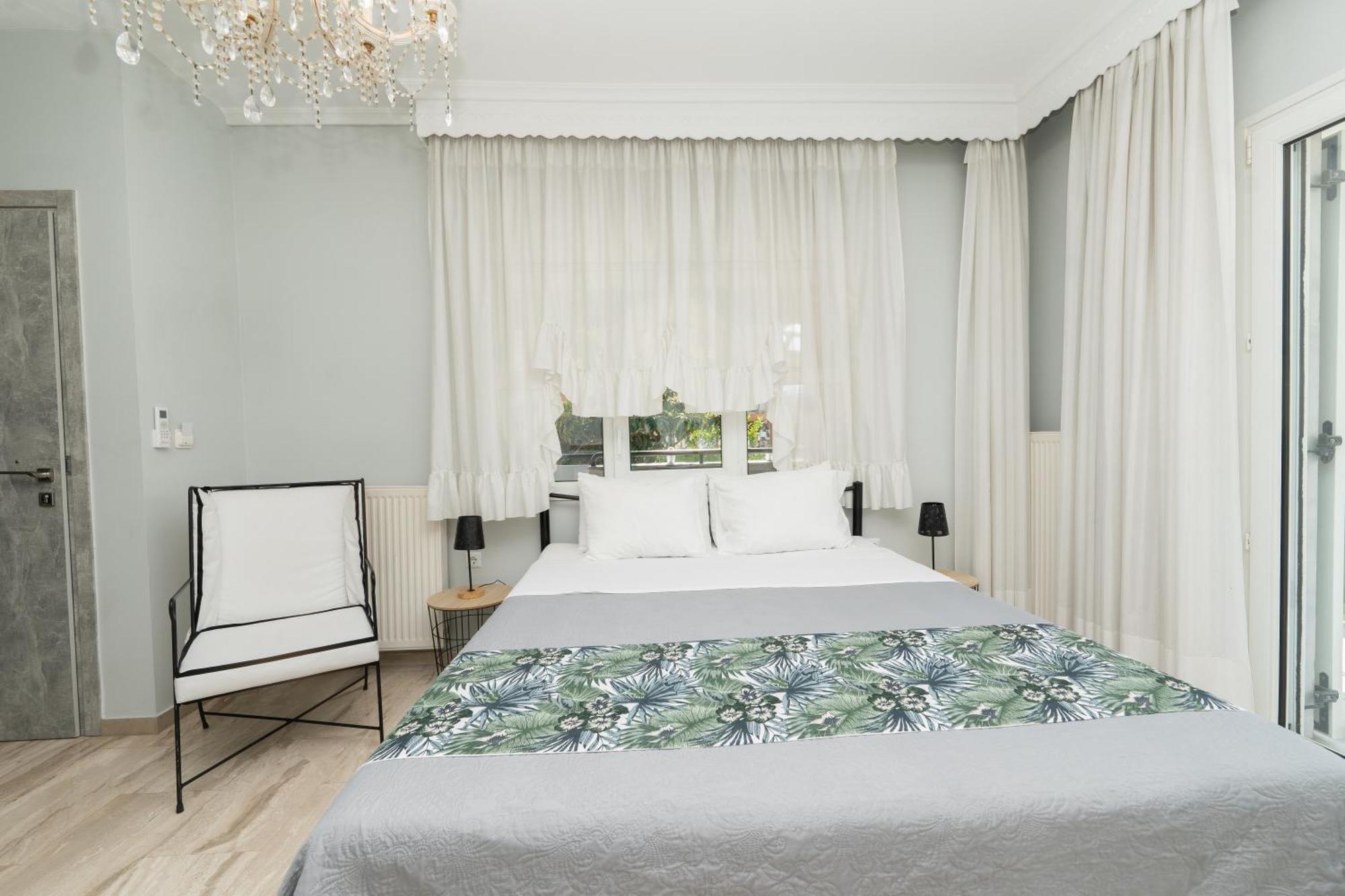 Glykanisos Suites Néa Péramos Extérieur photo